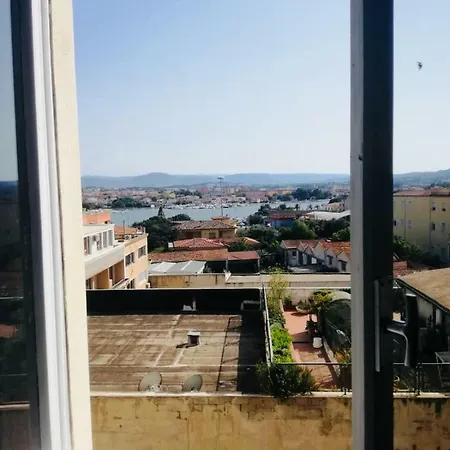 Fronte Porto Turistico Appartement *